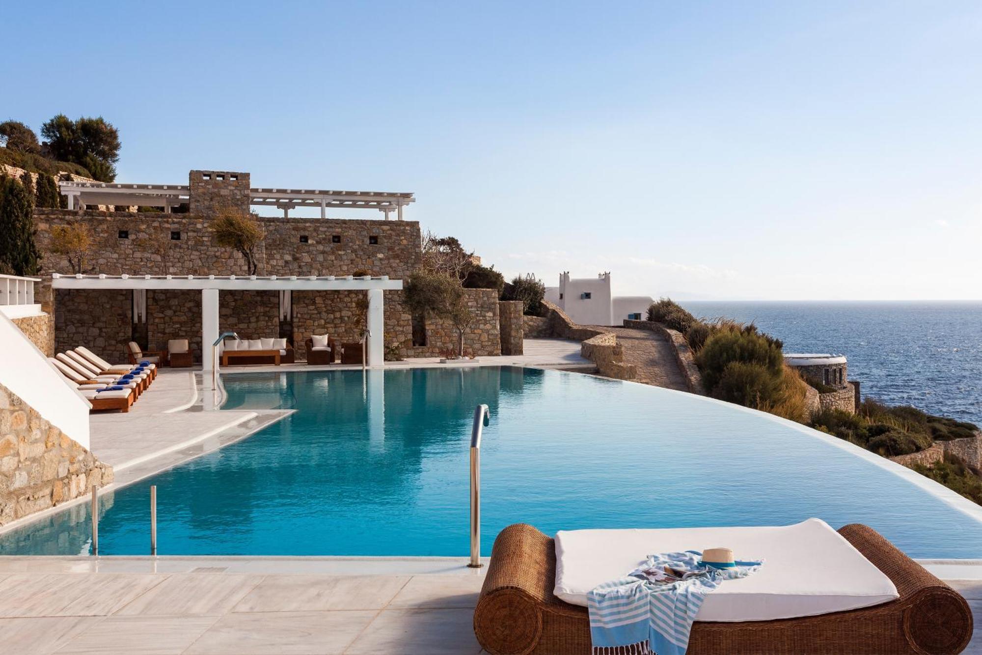 Agl Luxury Villa