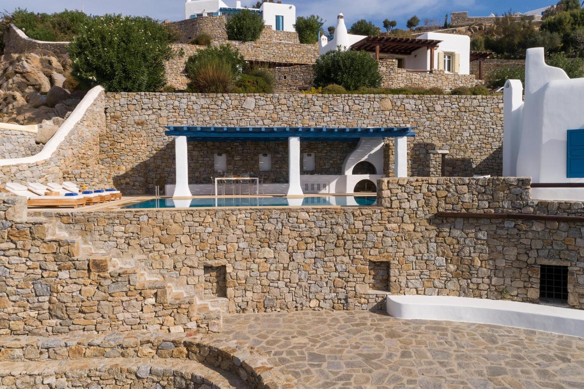 Agl Luxury Villa
